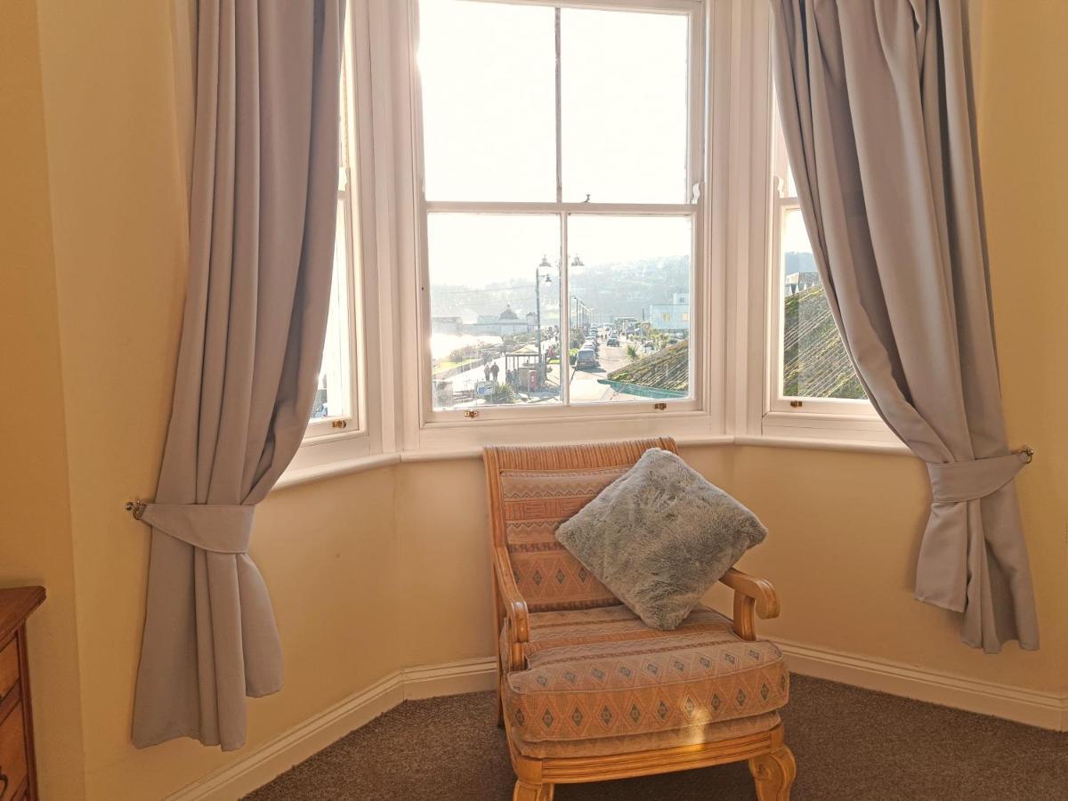 Flat 4, Den House Apartamento Teignmouth Exterior foto